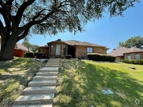 Building Photo - 700 Dartbrook Dr