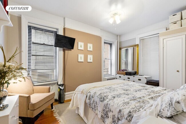 Foto del edificio - 61 East 86th St