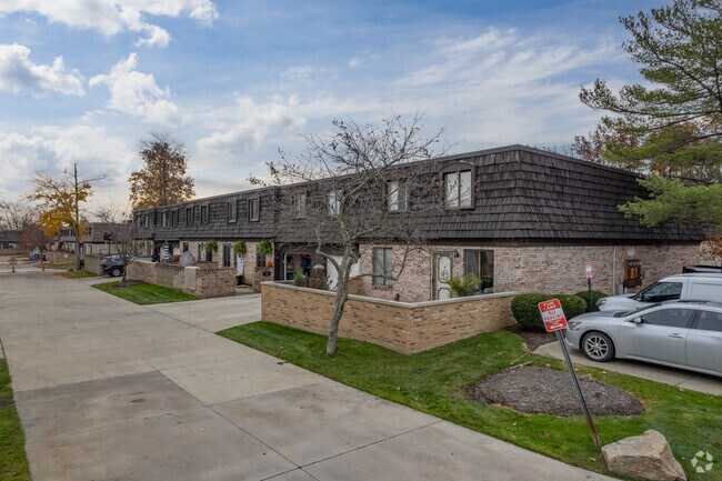 Building Photo - 837 Tollis Pky