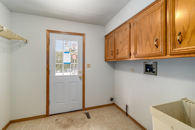 Building Photo - 13035 Parker Rd