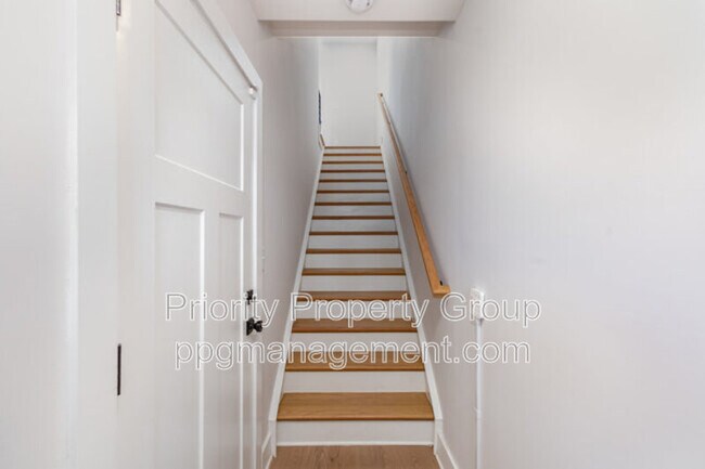 Foto del edificio - 5048 York Park Ln