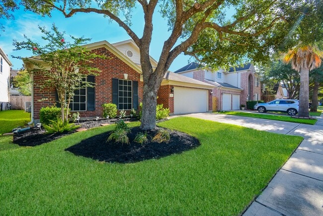 Foto del edificio - 18714 Flagstone Creek Rd