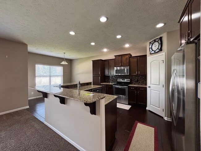 Building Photo - 2625 N 169th St