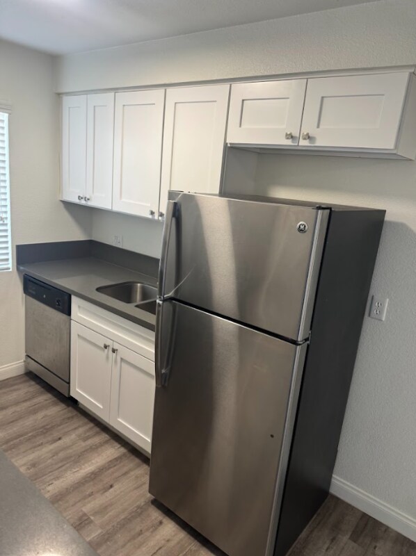 Building Photo - 1750 Karen Ave