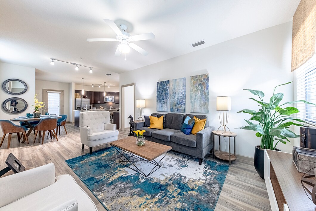 The Hamptons at Palm Beach Gardens Apartments 4045 Central Gardens