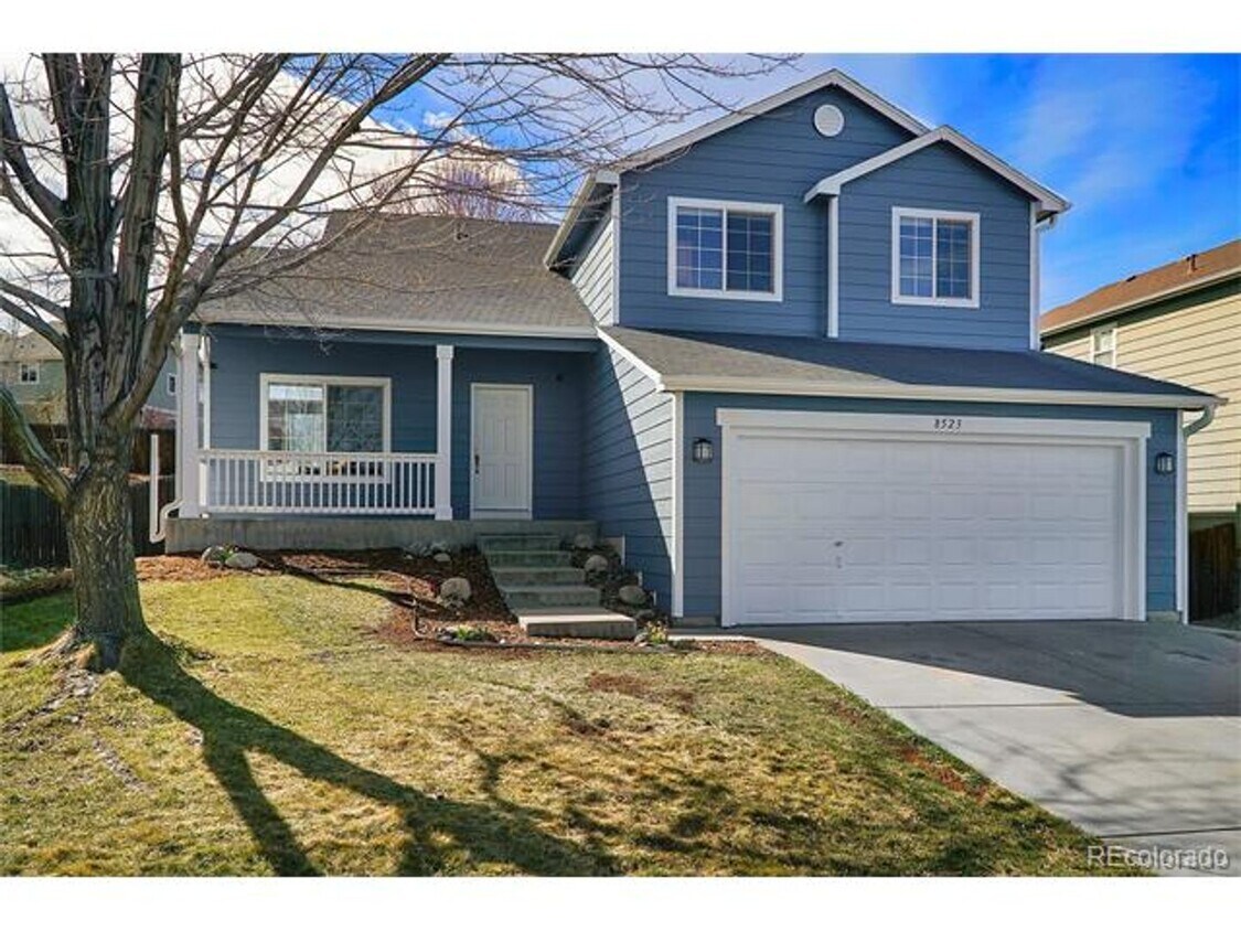 Foto principal - Beautiful single family home with 4 bed an...