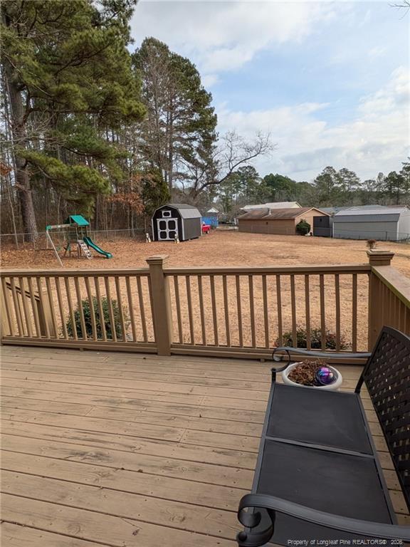 Foto del edificio - 15 Happy Valley Dr