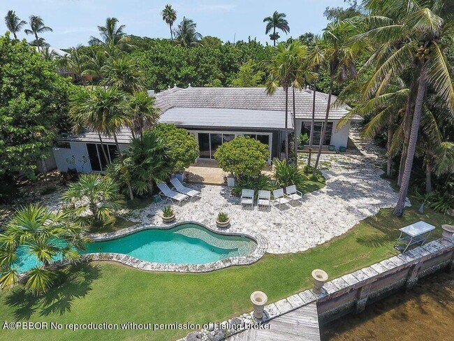 Building Photo - 7500 S Flagler Dr