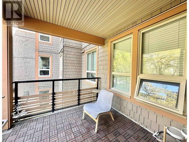 Photo du bâtiment - 5788-5788 Birney Ave