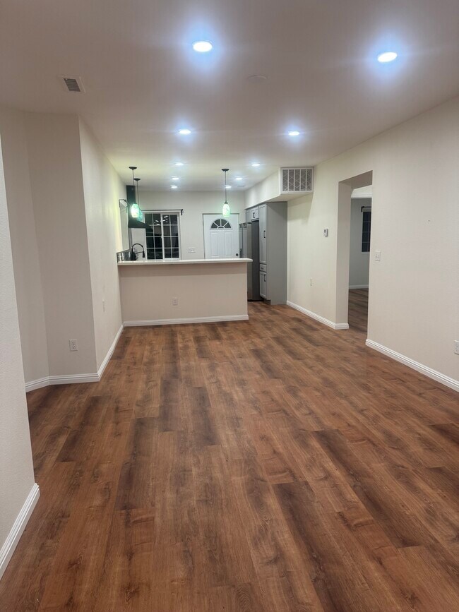 Foto del edificio - 675 25th St