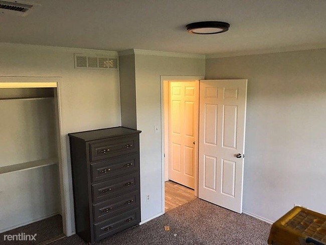 Building Photo - 3 br, 2 bath House - 147 Gayle Lane