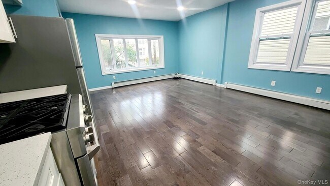 Foto del edificio - 158-24 77th Ave