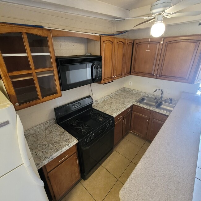 Building Photo - 1311 North 48th Place