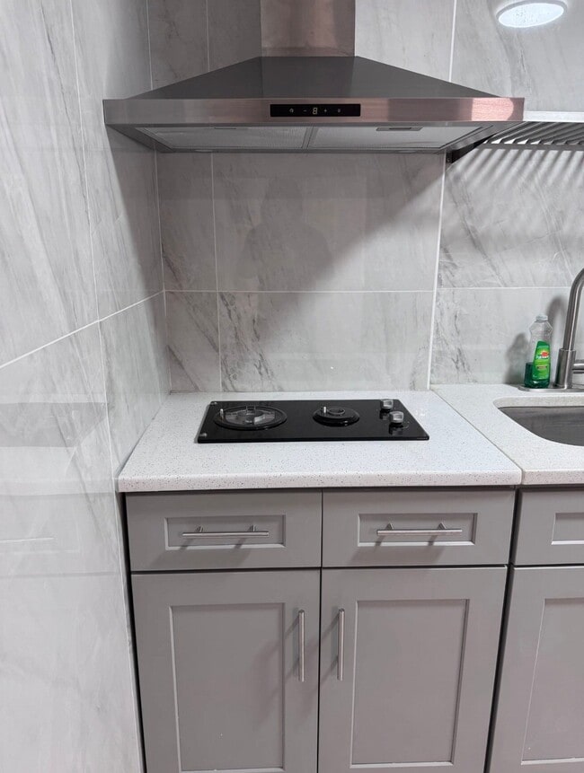 Building Photo - 34-49-49 69th St