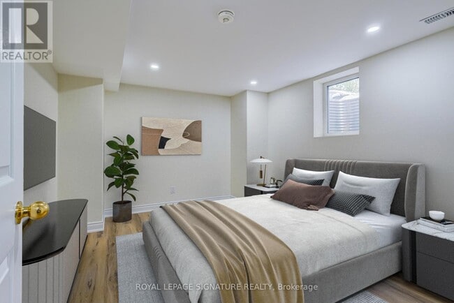 Building Photo - 854 Yates Dr