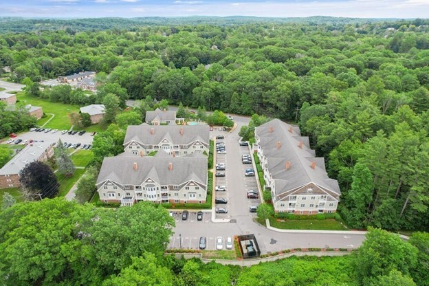 Building Photo - 200 Chickering Rd