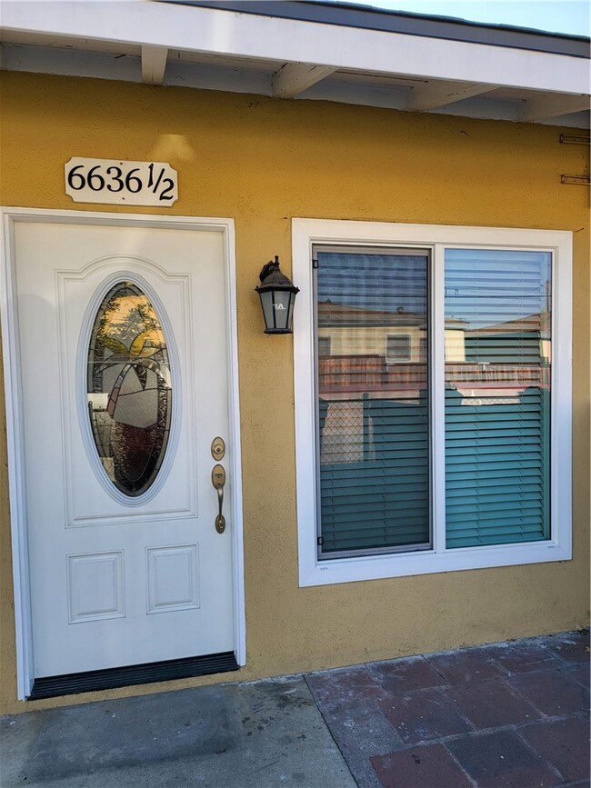 Foto del edificio - 6636 Granger Ave