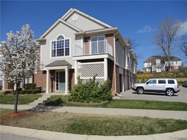 Building Photo - 1884 Flagstone Cir