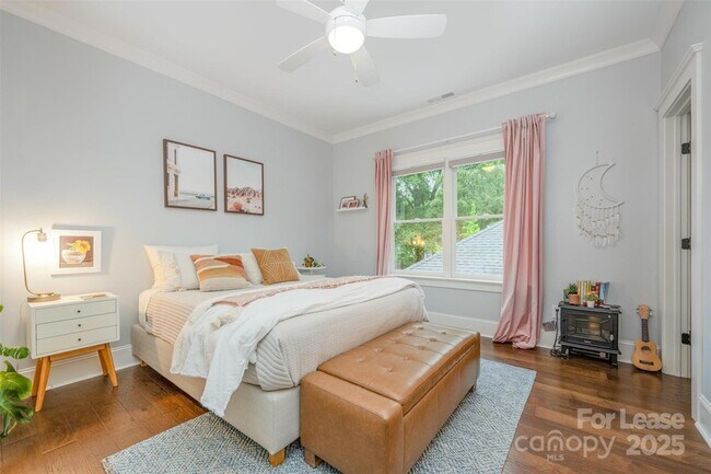 Foto del edificio - 748 Ellsworth Rd