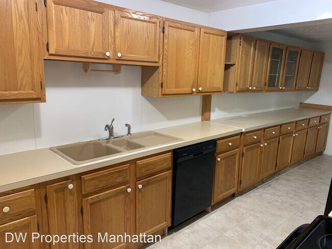 Foto del edificio - 5 br, 3 bath House - 1324 N 8th St