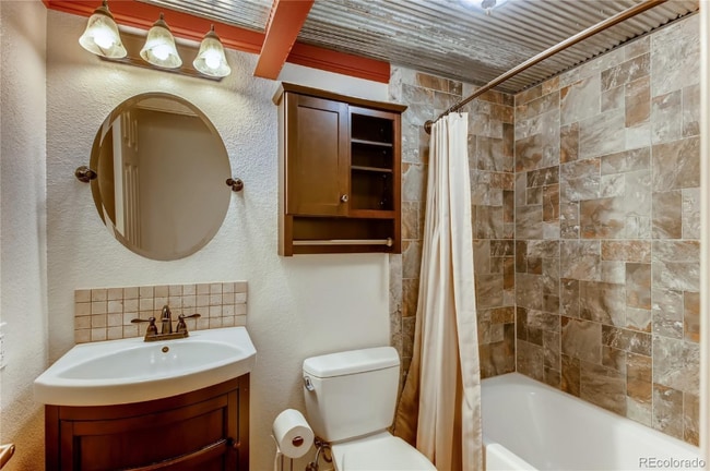 Photo - 9040 W 64th Pl House