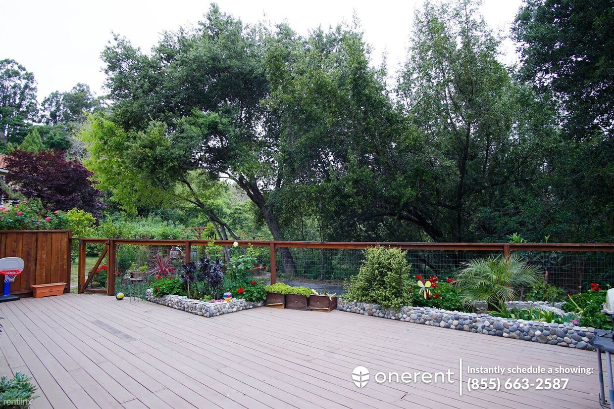 Primary Photo - 4 br, 3 bath House - 20595 Crow Creek Rd -