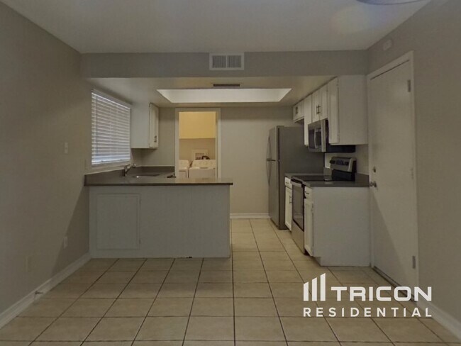 Foto del edificio - 17221 North Paradise Park Drive Phoenix AZ