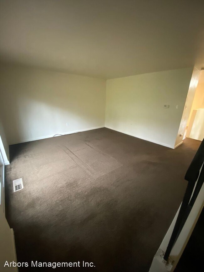 Foto del edificio - 3 br, 1.5 bath House - 947 ACADEMY HTS