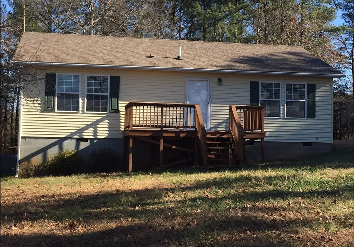 Primary Photo - 2 Bedroom, 2 Bathroom Home Available in Ca...