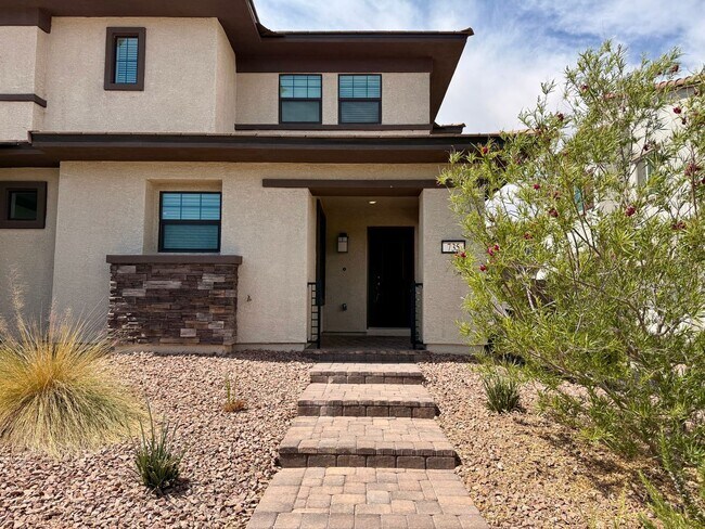 Foto del edificio - 3 BED 2.5 BATH 2 CAR GARAGE TOWNHOUSE w/ LOFT in CADENCE FOR RENT!