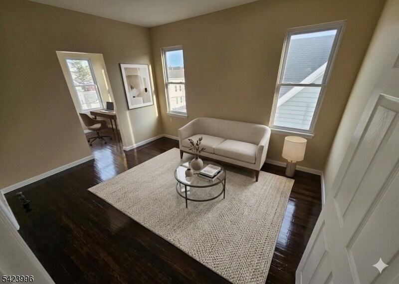 Foto del edificio - 518-520 E 23rd St