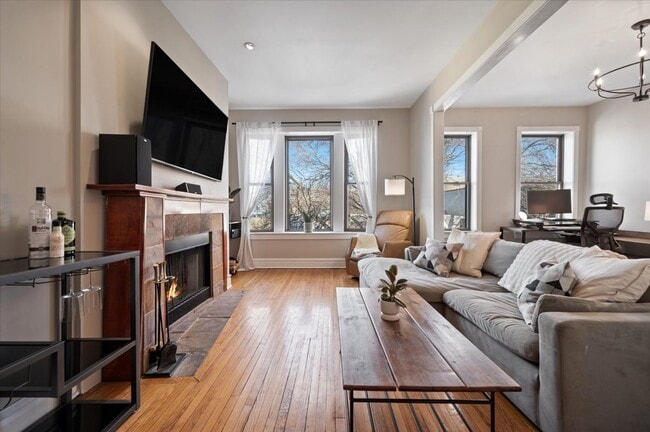 Building Photo - 2013 W Concord Pl