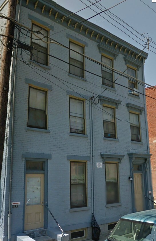 Foto del edificio - 843-845 York St