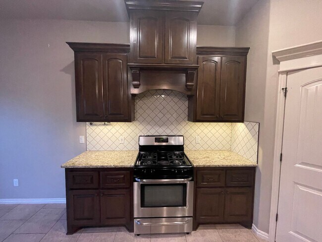 Foto del edificio - Deer Creek Schools