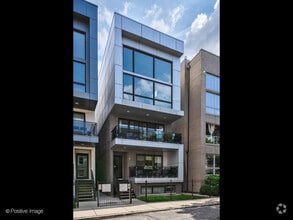 Building Photo - 1541 W Fry St