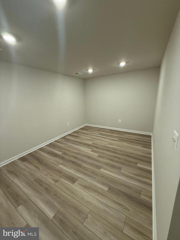 Foto del edificio - 121 Kinkade Ct