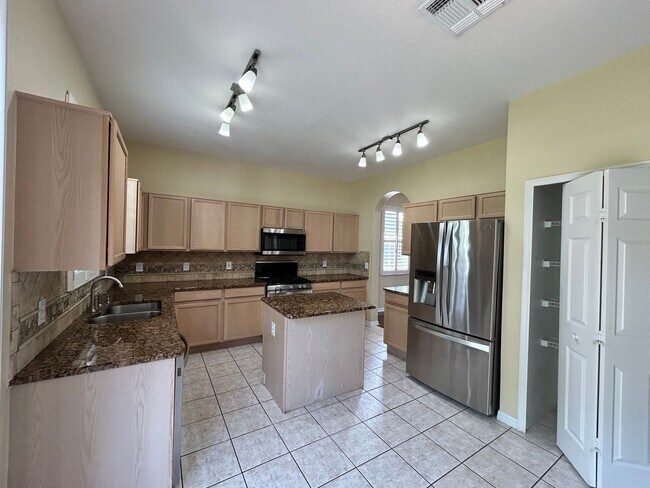 Building Photo - Price Reduced! Beautiful 3BD/2.5BA Upgrade...
