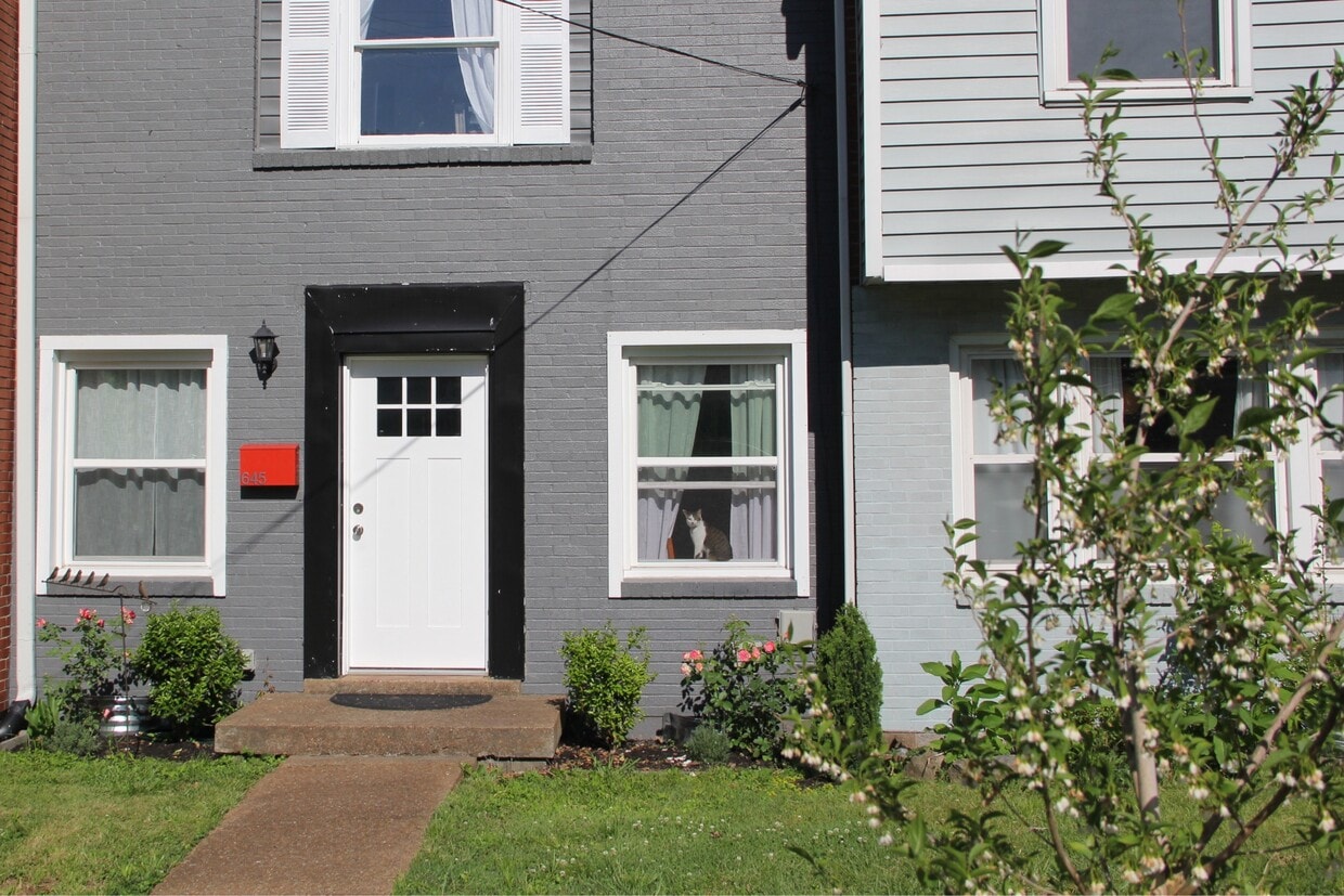 Photo - 645 Lischey Ave (Nashville, TN)