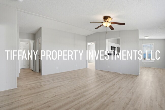 Foto del edificio - 107 Yoda Dr