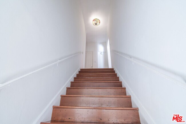 Foto del edificio - 1215 S Alfred St