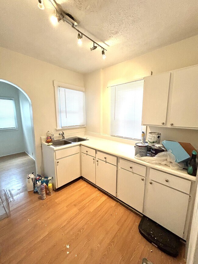 Photo - 1115 Woodbourne Ave House