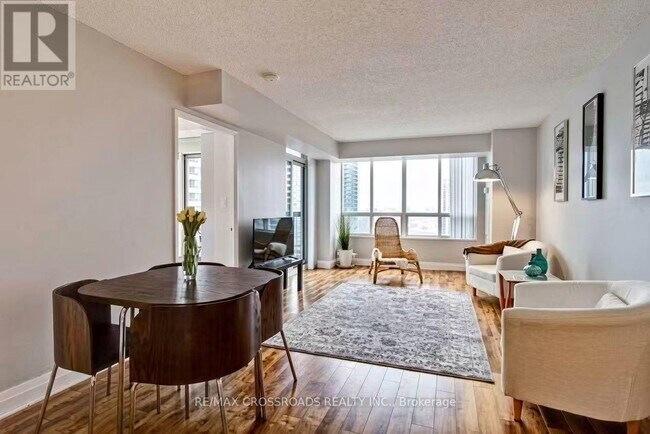 Photo du bâtiment - 28 Empress Ave