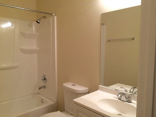 Foto del edificio - 3101 Park Creek Ct