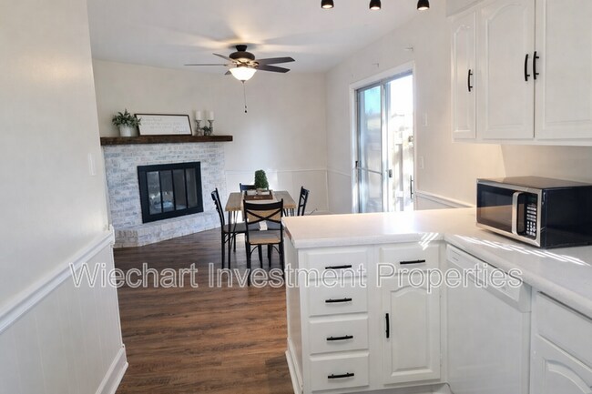 Foto del edificio - 2586 E Bluelick Rd