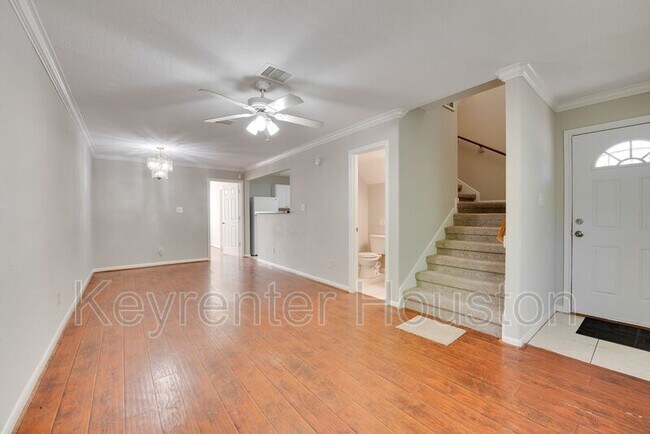 Building Photo - 5408 Groveton St