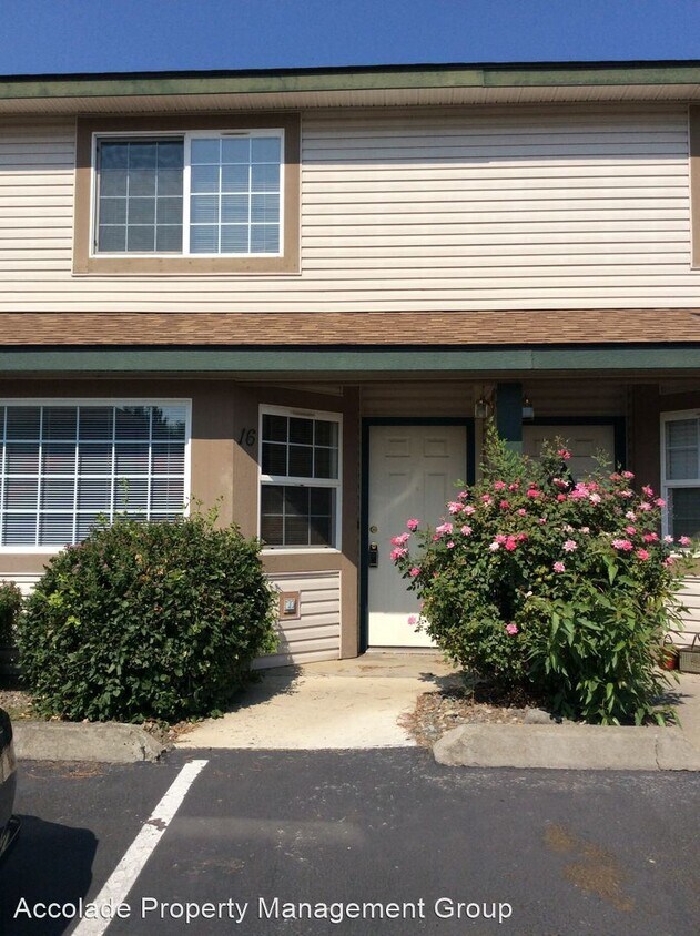 2 br, 1.5 bath House 209 East 18th Avenu... House for Rent in