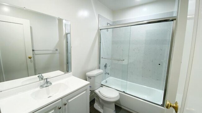 Foto del edificio - 2 bedroom in San Francisco CA 94116