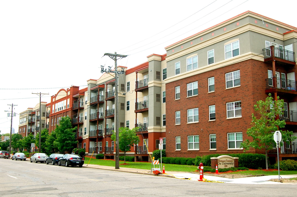 Foto del edificio - Bottineau Commons
