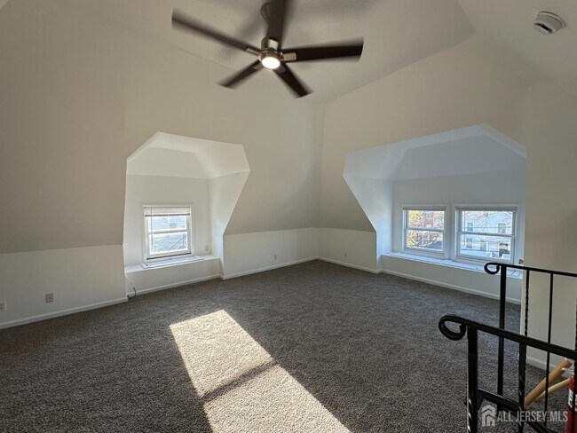 Foto del edificio - 511 Grove St