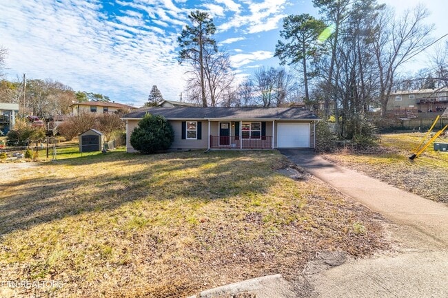 Foto del edificio - 5601 Ludbury Ln NW